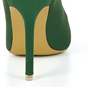 Emerald Green Jeweled Heels size 10 (size 42)